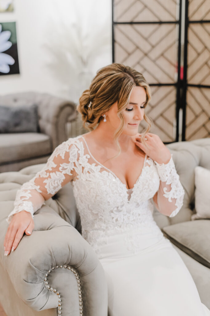 Bridal portraits on wedding day at excelsior